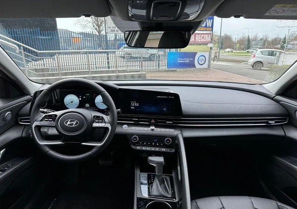 Hyundai Elantra cena 139900 przebieg: 171, rok produkcji 2023 z Siechnice małe 277